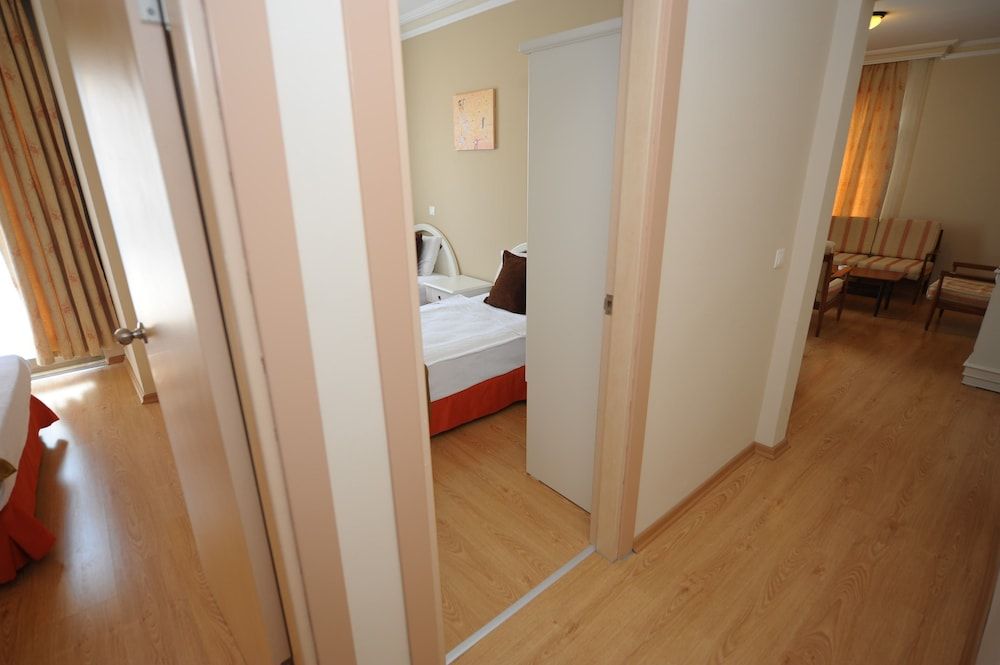 undefined Suite Laguna Hotel 3