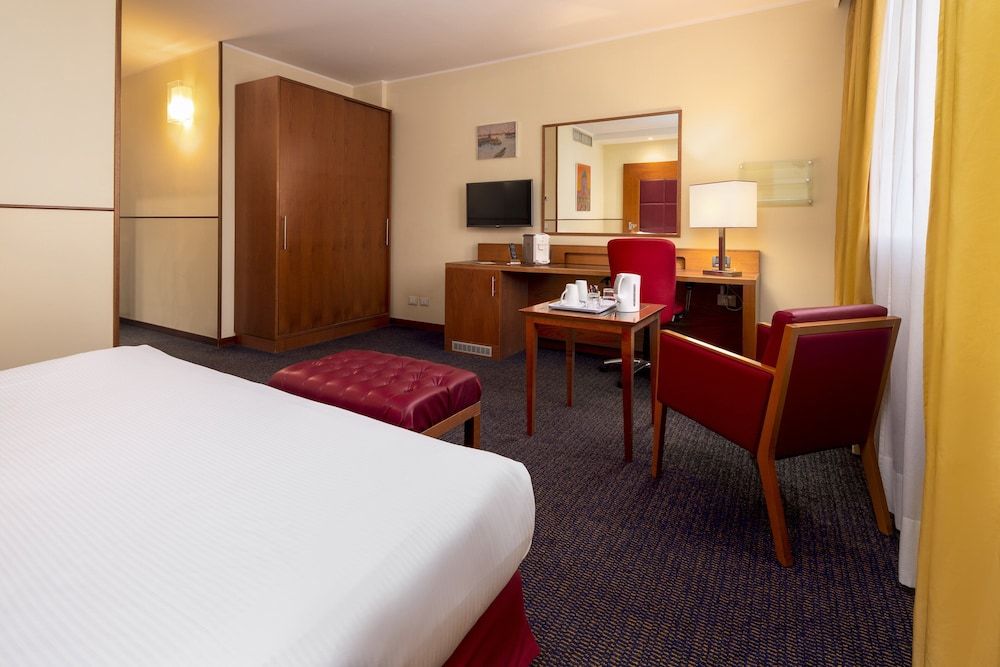 Premium Room, 1 King Bed