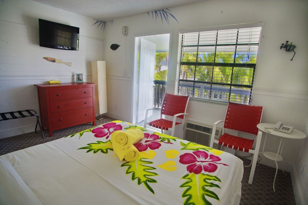 Ibis Bay Beach Resort Queen Bed Courtyard 2nd floor 2