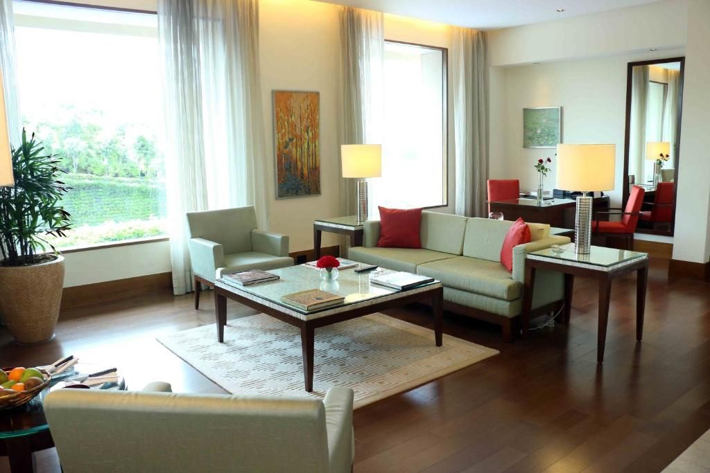 Deluxe Suites