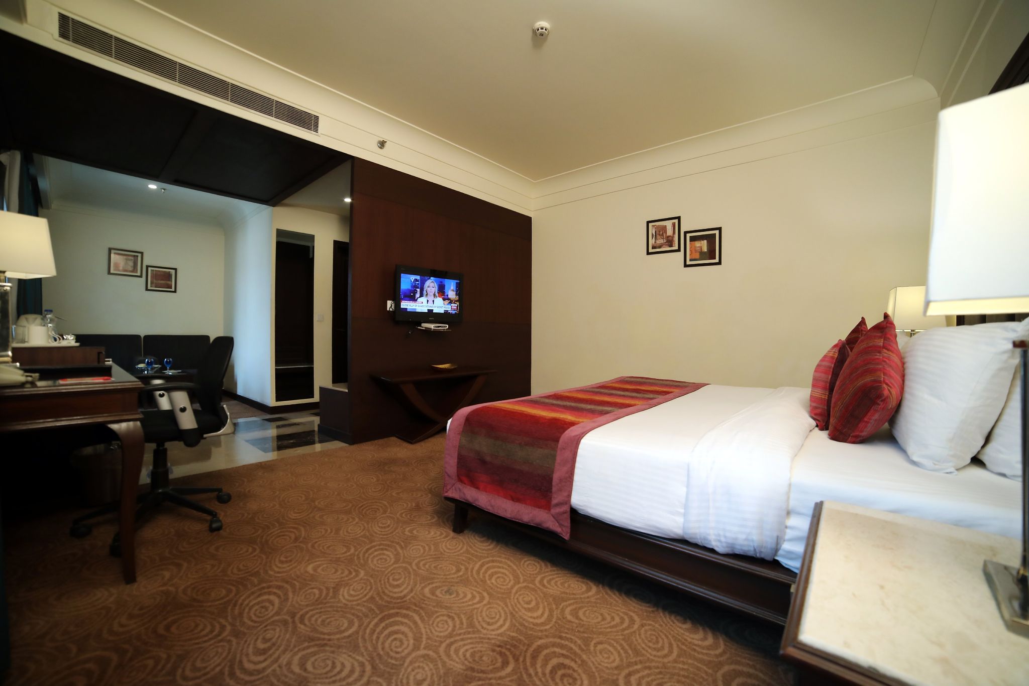 Ramada by Wyndham Jalandhar City Centre Deluxe king Room 2