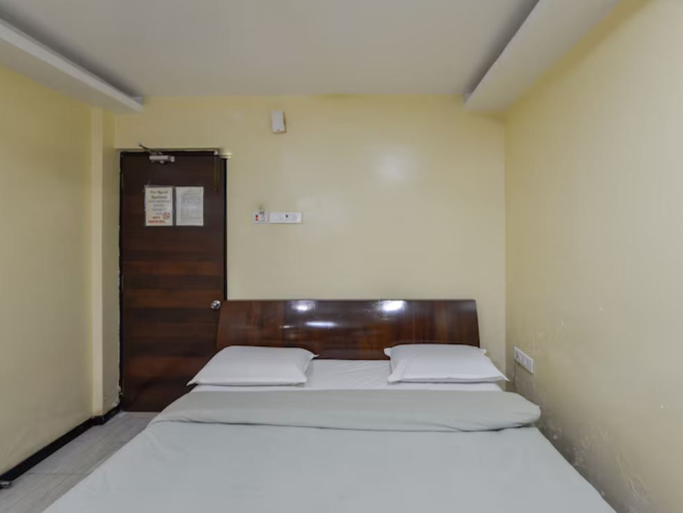 Kanchi Residnecy Premium Room 2