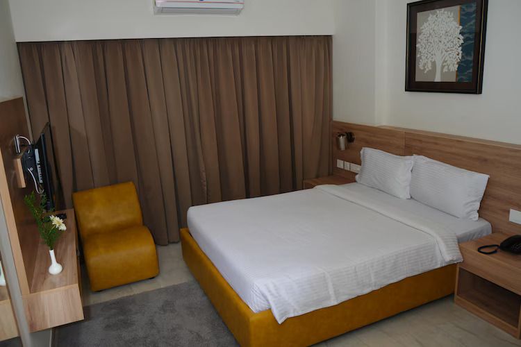 STANDARD ROOM