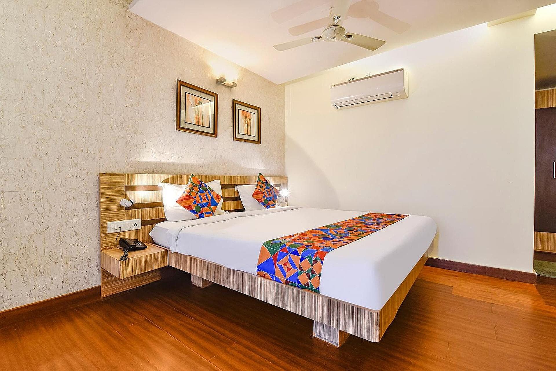 undefined Hotel Apex Intercontinental 5