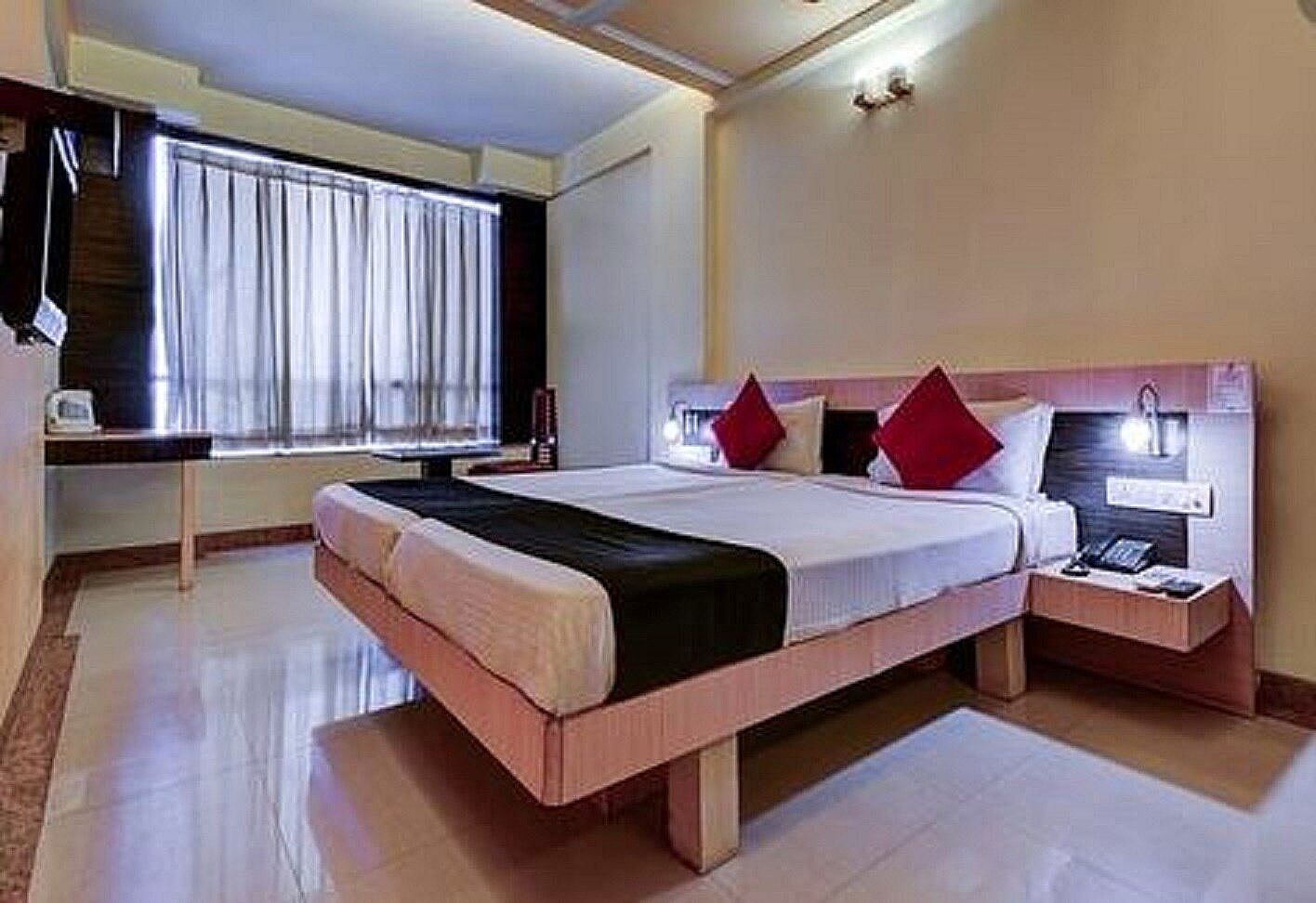 Hotel Apex Intercontinental Deluxe Room 2
