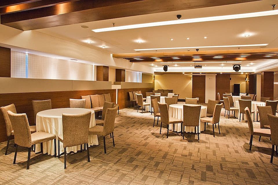 undefined Maya Hotel 3