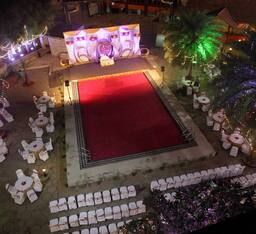 The Club Deluxe Suite 16