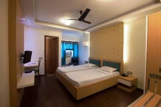 The Club Standard Single Room - Reliance - Intech