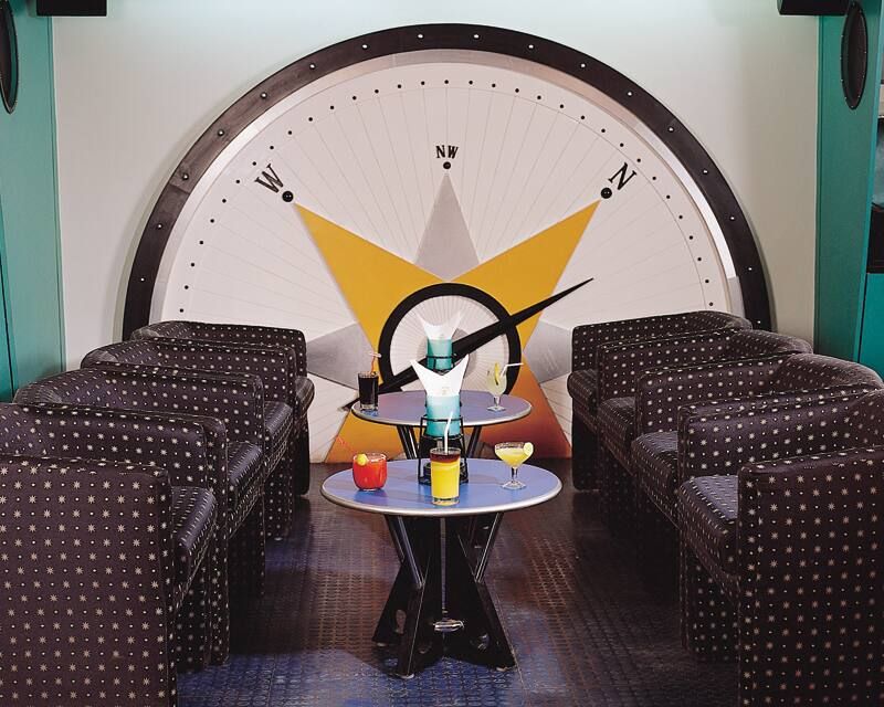 The Club Deluxe Suite 21