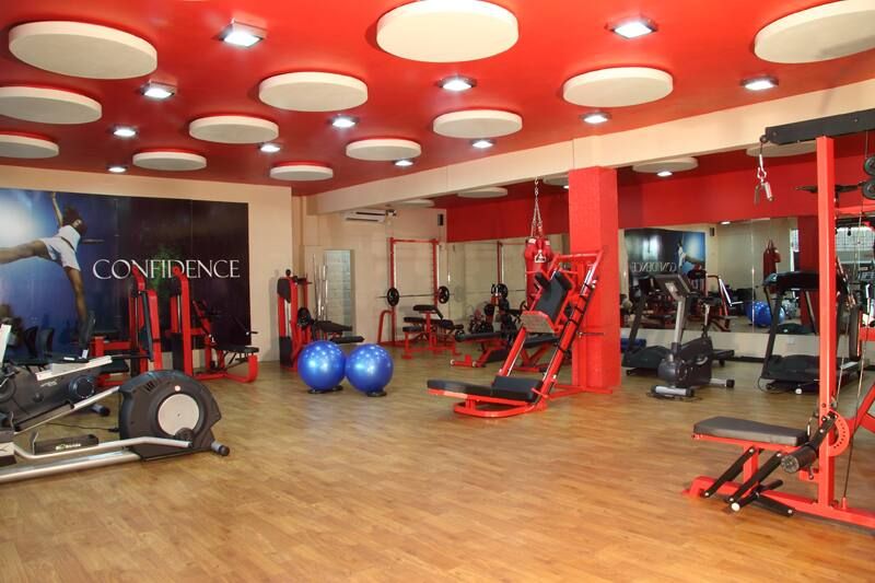 The Club Deluxe Suite 13