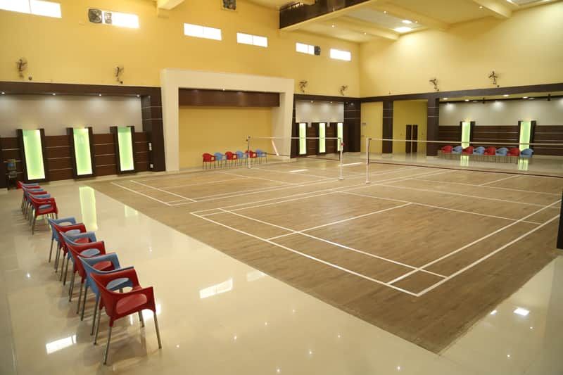 The Club Deluxe Suite 7