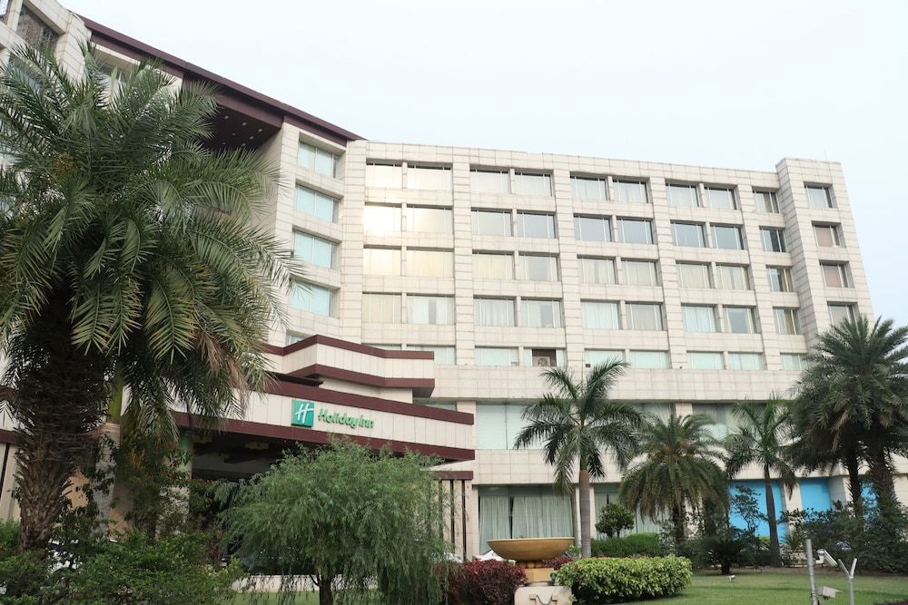 undefined Holiday Inn Chandigarh Panchkula, an IHG Hotel 8