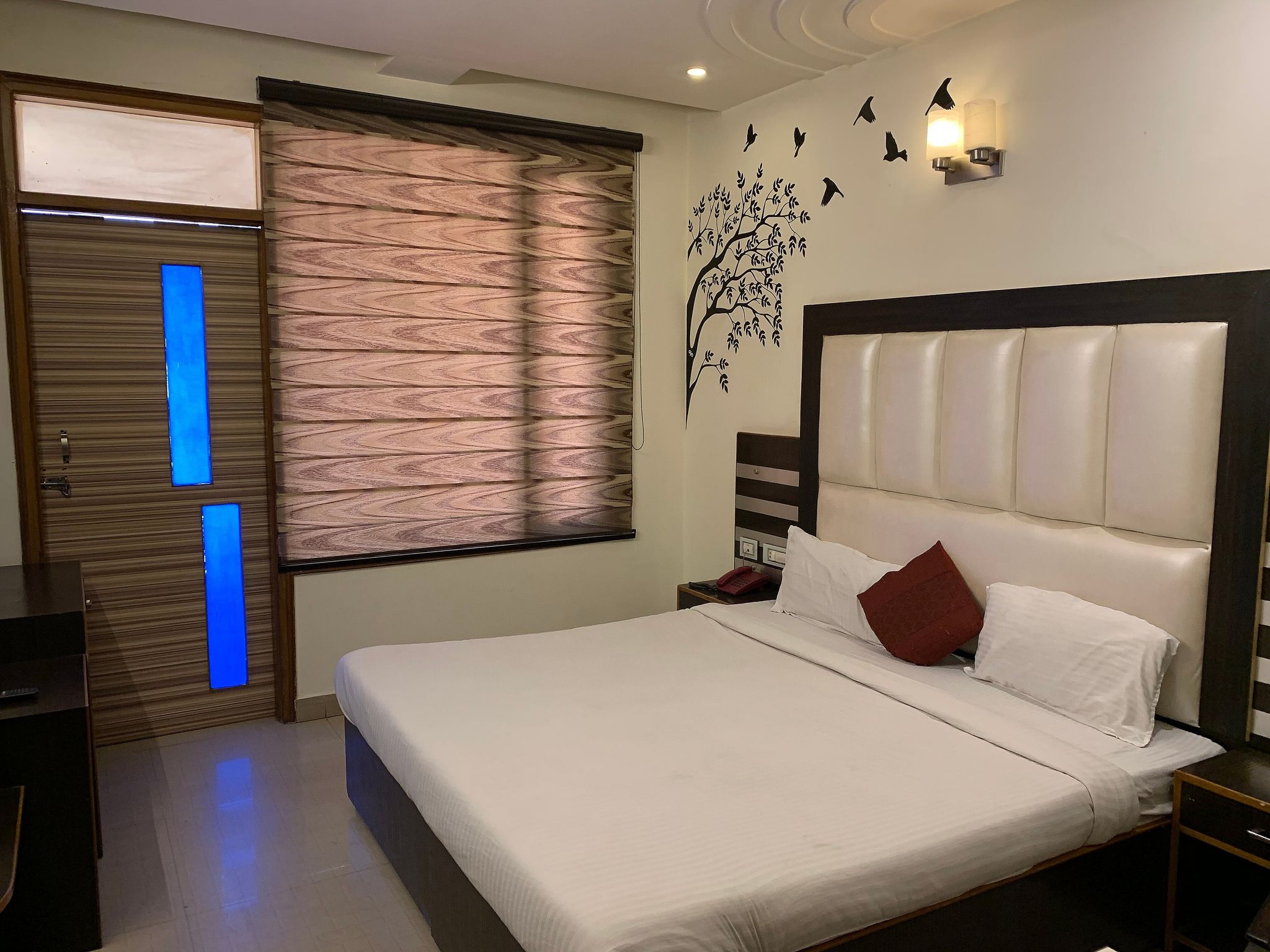 Super Deluxe Room