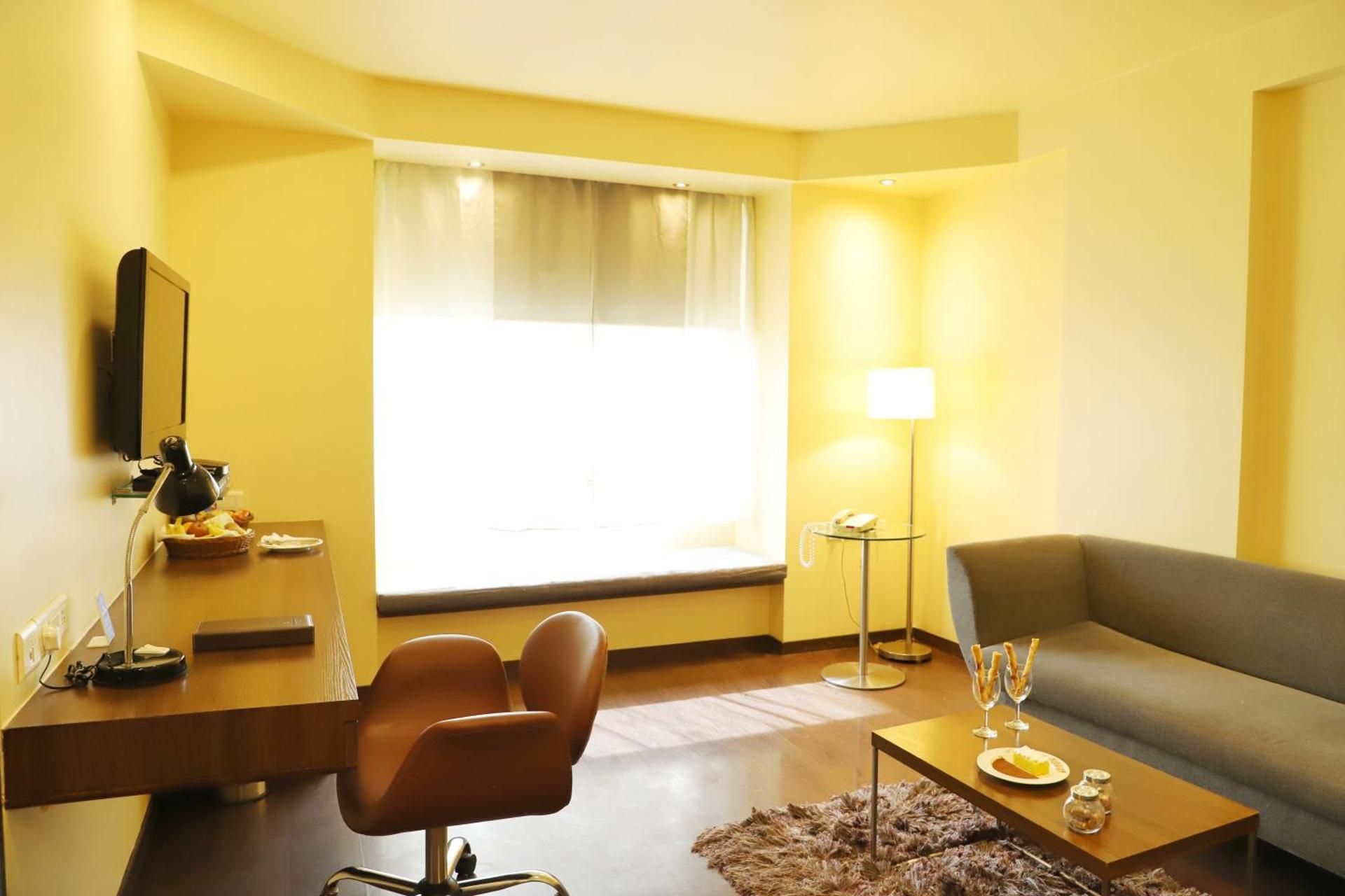 Suite - 1 King Bed
