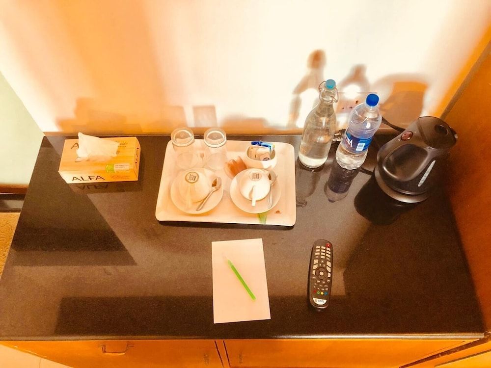 Saro Lake County Executive Room, 1 Bedroom, Partial Lake View 5