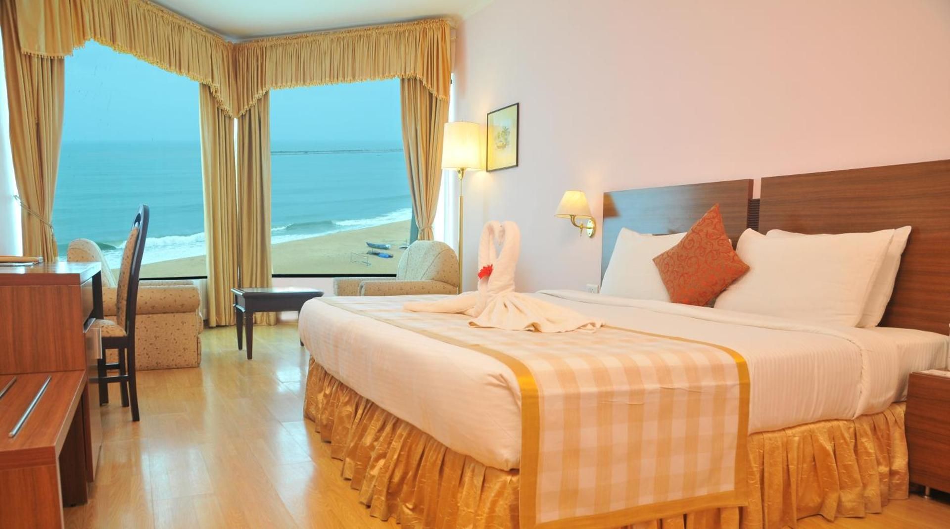 Honeymoon Room