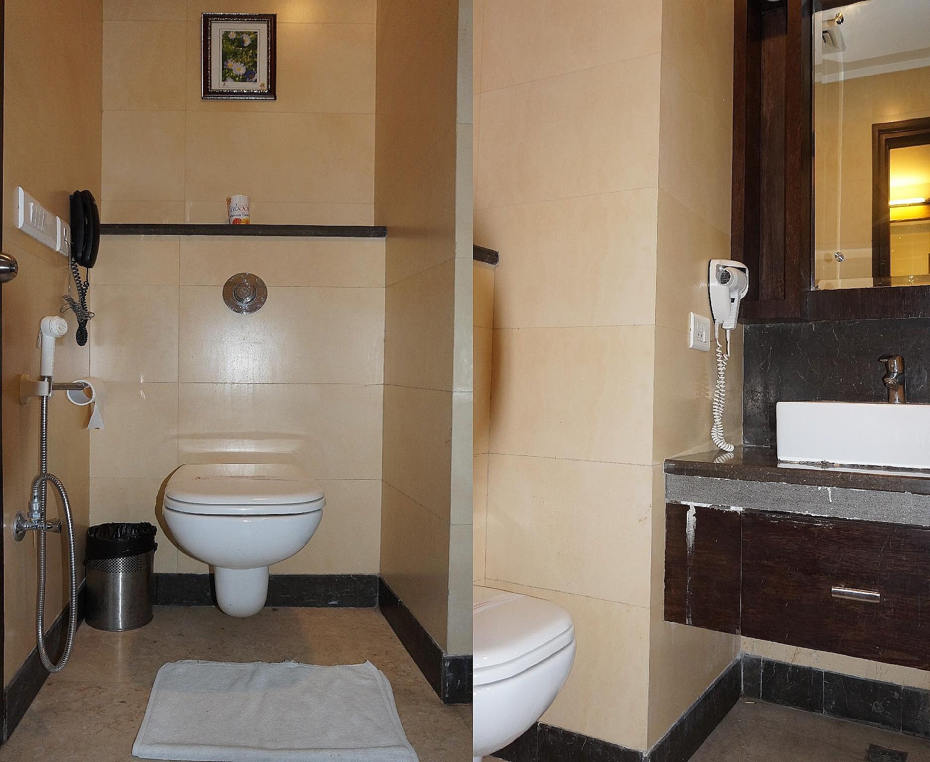 Amaris Hotel Classic Double Room 13