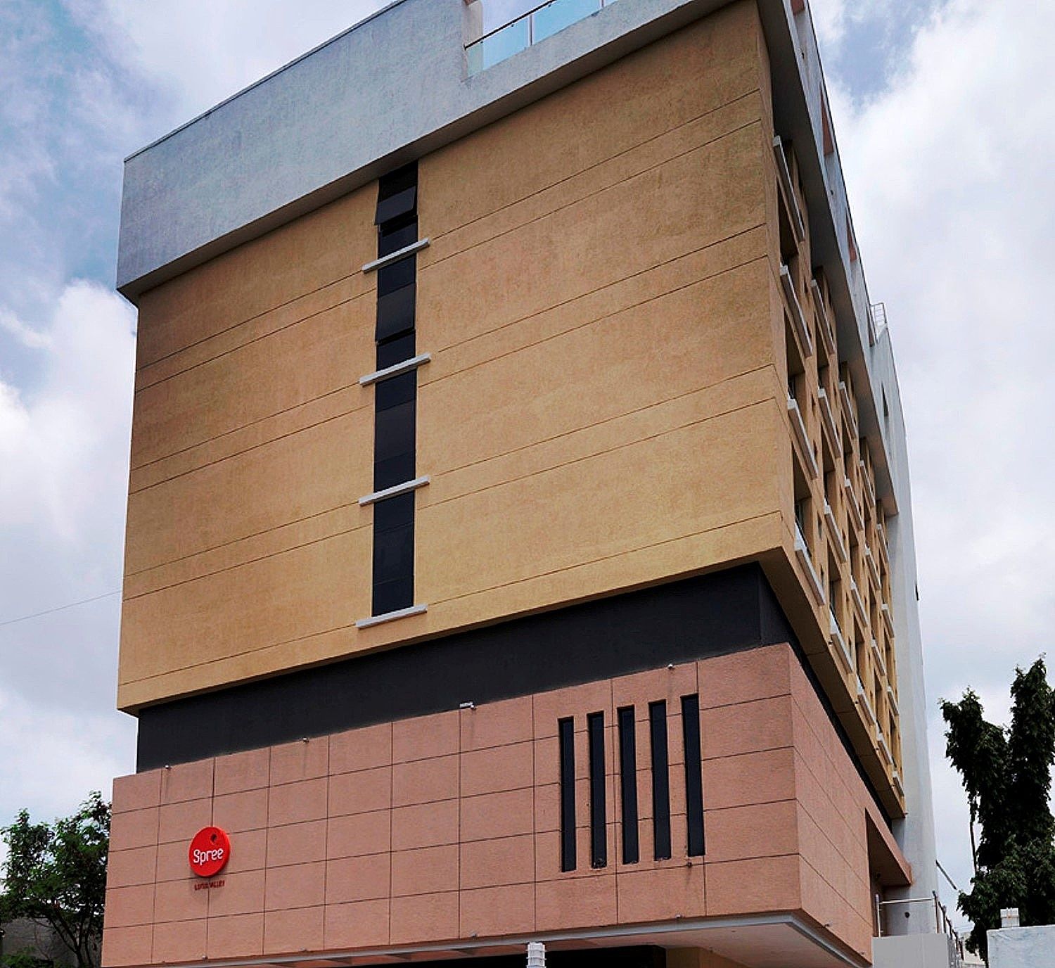 undefined Spree Shivai Hotel Pimpri Chinchwad 10