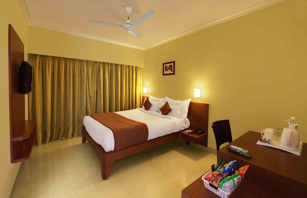 Daiwik Hotels Shirdi Superior Double or Twin Room