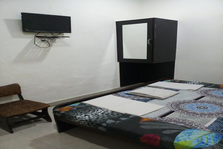 undefined Hotel Sai Palace ( Walking distance to Taj Mahal, Near South gate of Taj mahal and Tajganj police station)) 7