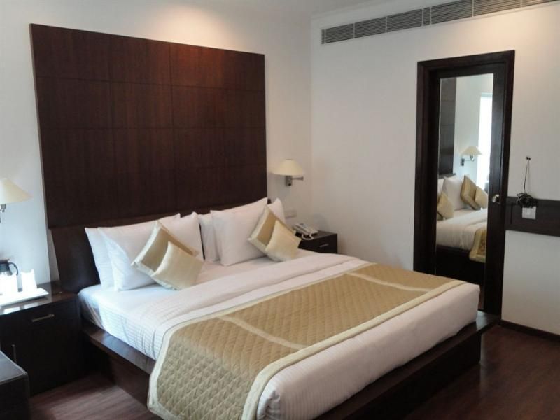 Deluxe Single Room