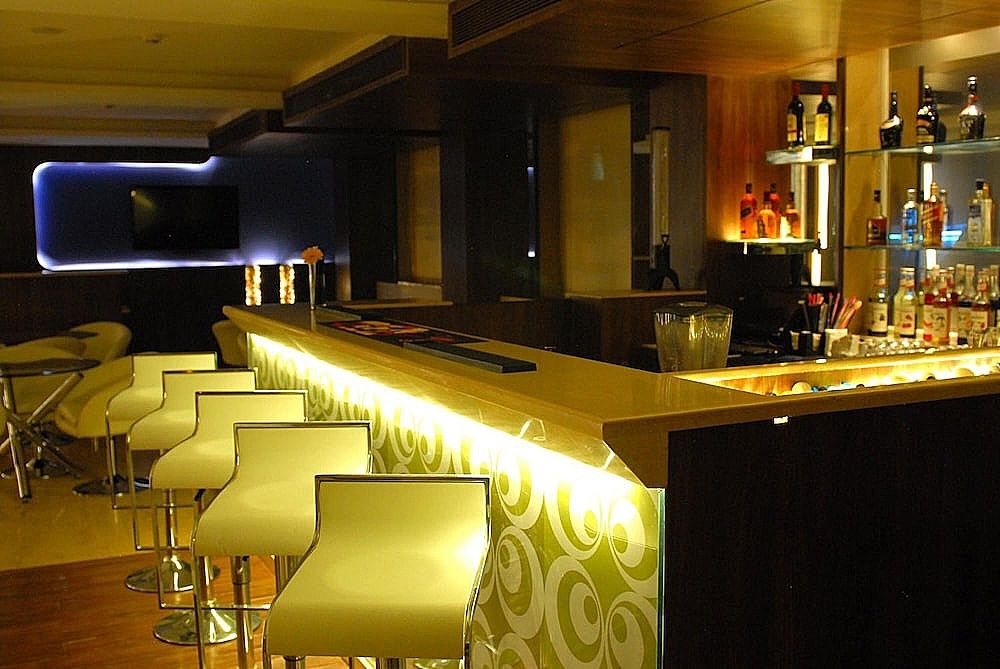 undefined THE ROA HOTEL 5