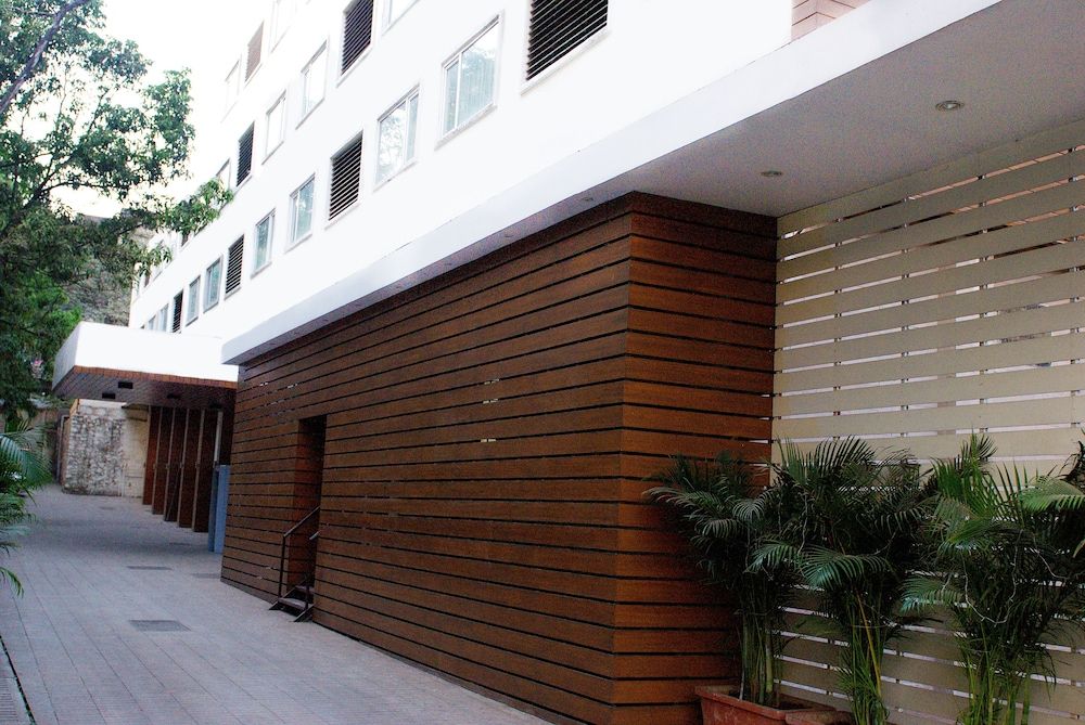 undefined THE ROA HOTEL 10