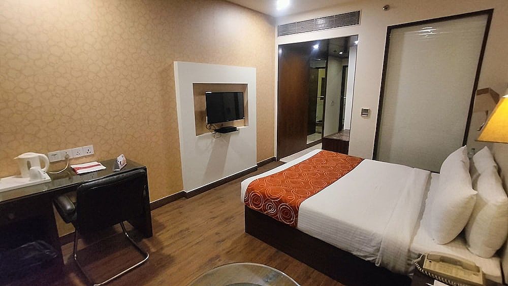 Executive room with King Bed