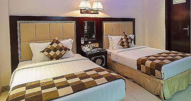 undefined Dewdrop Intercity Hotel 4