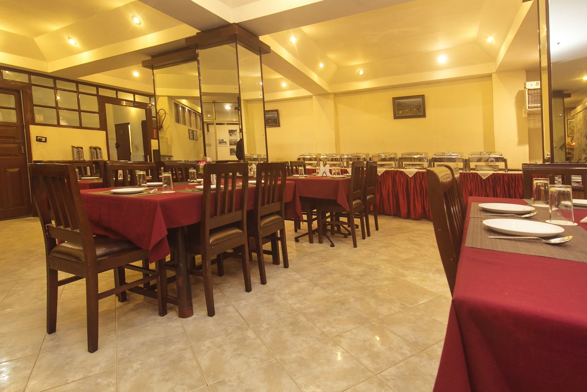 Food & Dining