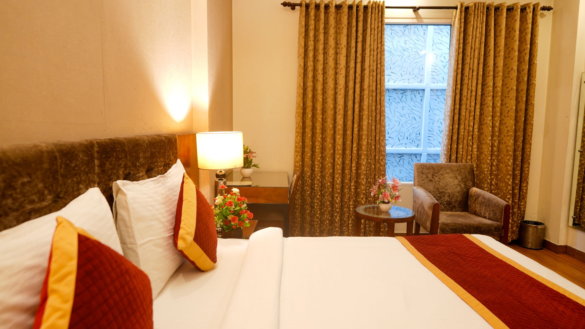 Alpina Hotel and Suites Premium Room 5