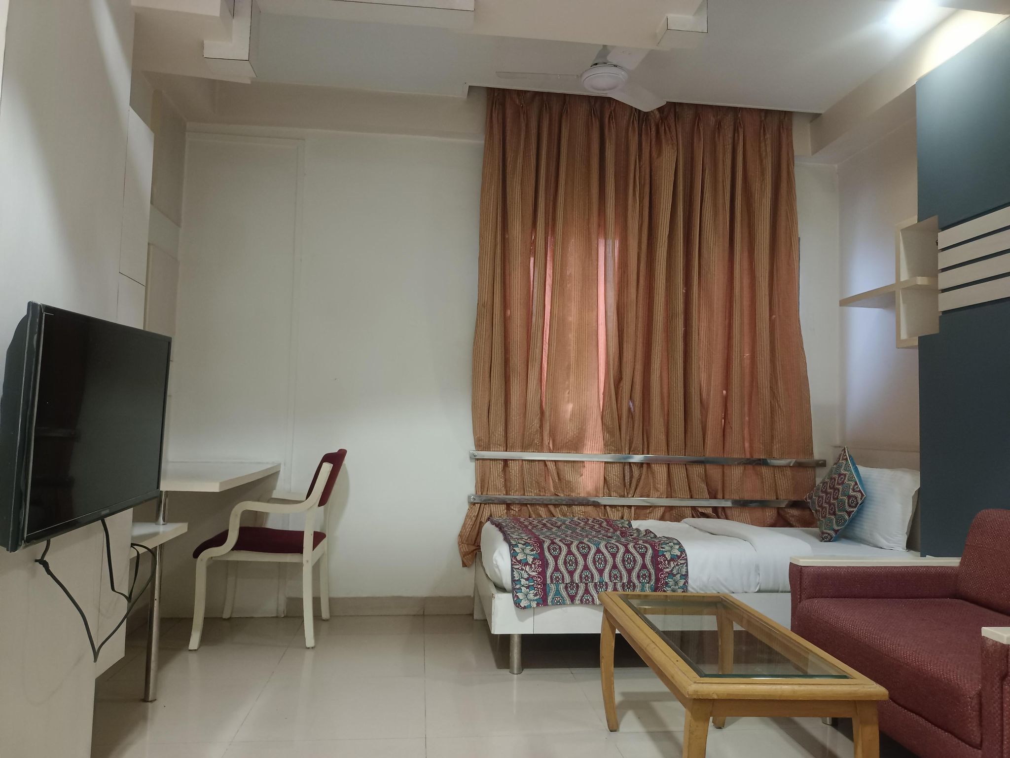 Hotel Apna Palace Luxury AC Room 3