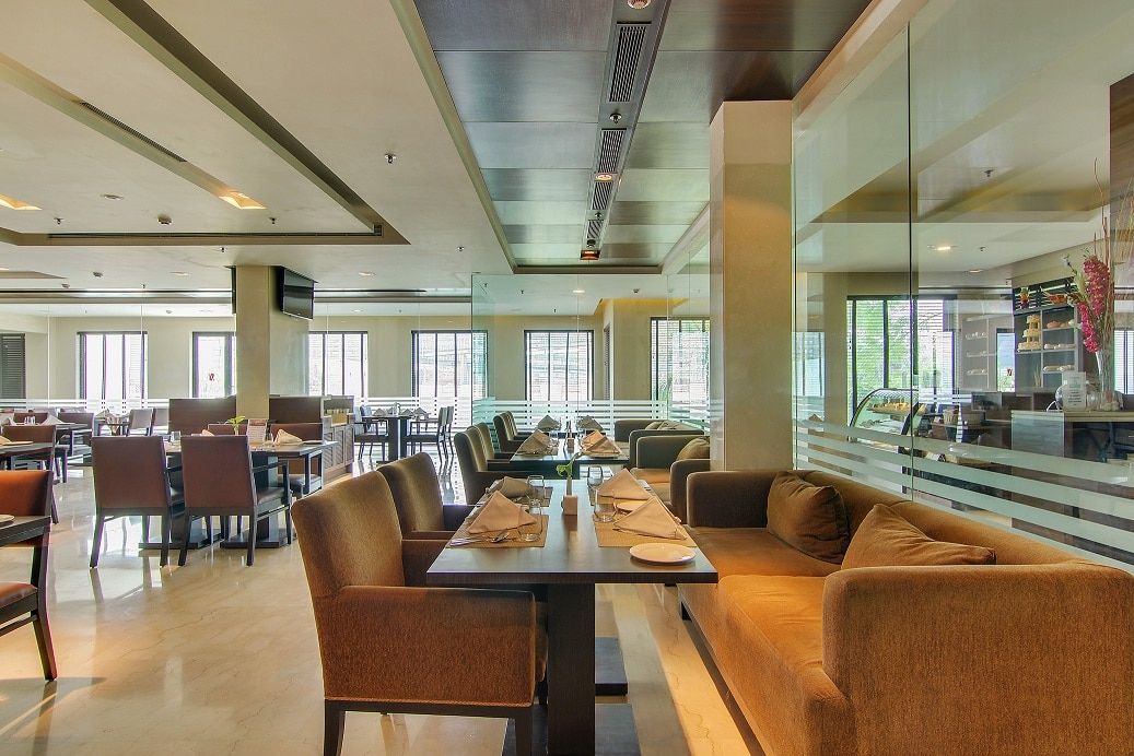 Food & Dining