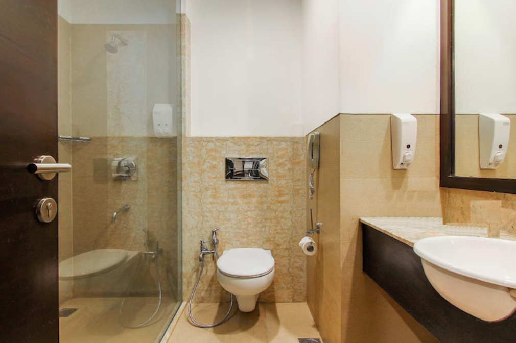 Vibe By The LaLiT Traveller Executive Room 5