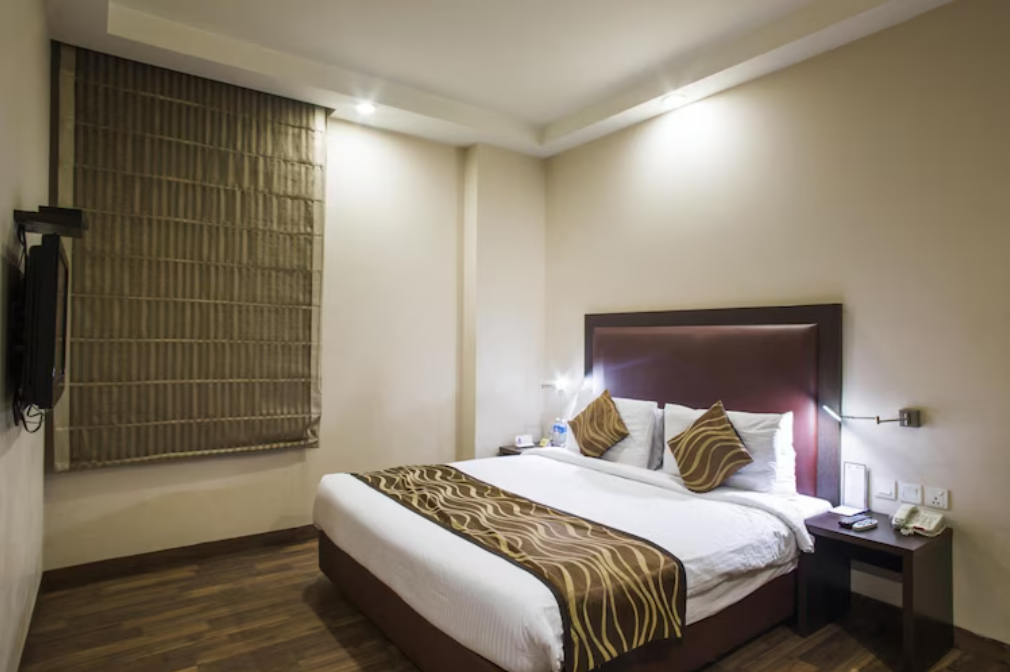 Vibe By The LaLiT Traveller Executive Room 4