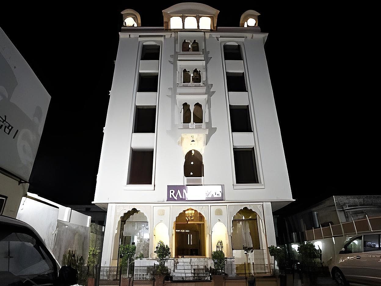undefined Hotel Golden Ram Vilas 4