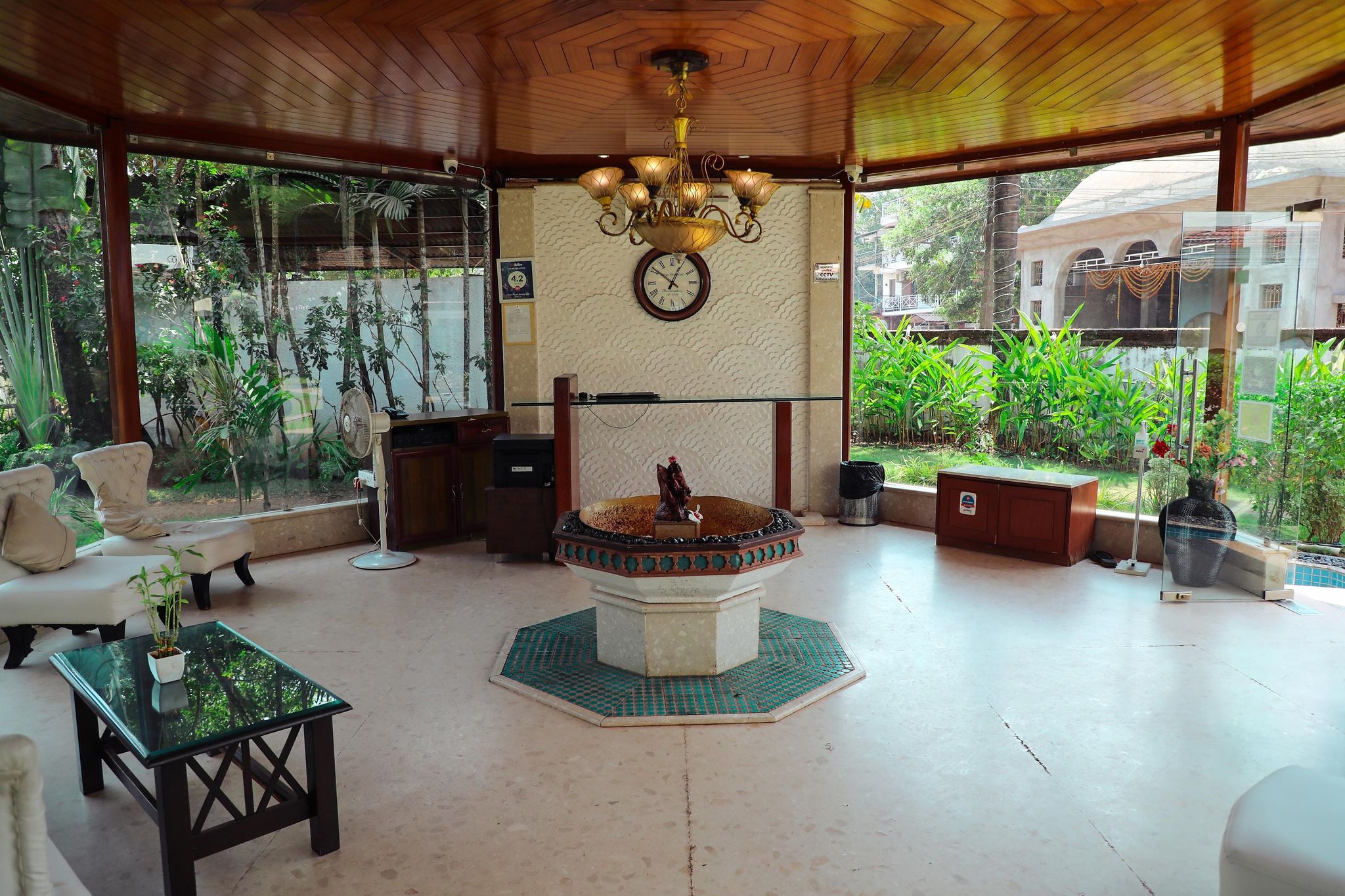 undefined White Pearl Suites 2