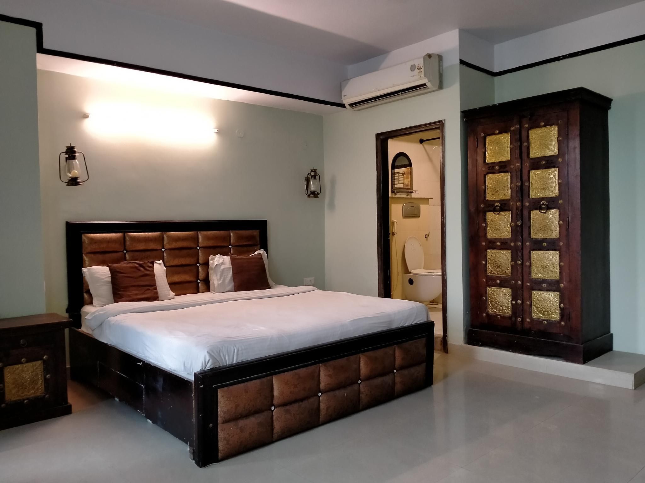 Hotel Anand Palace