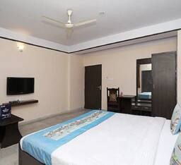 Hotel Anand Palace