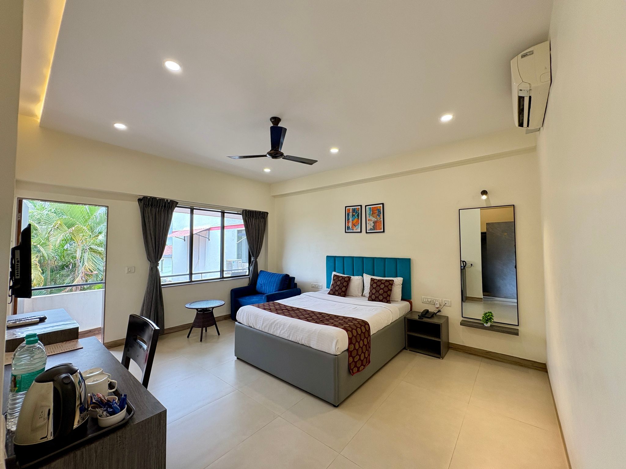 Girivihar Holiday Club - Pure Veg Classic Room with Balcony 3