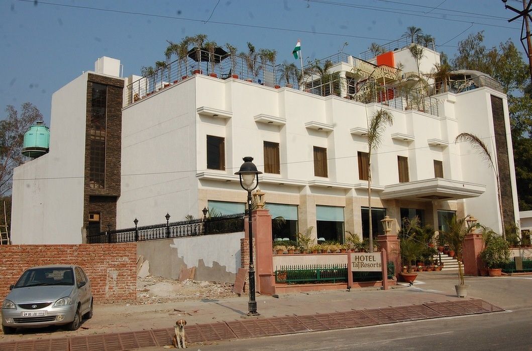 undefined Hotel Taj Resorts 7