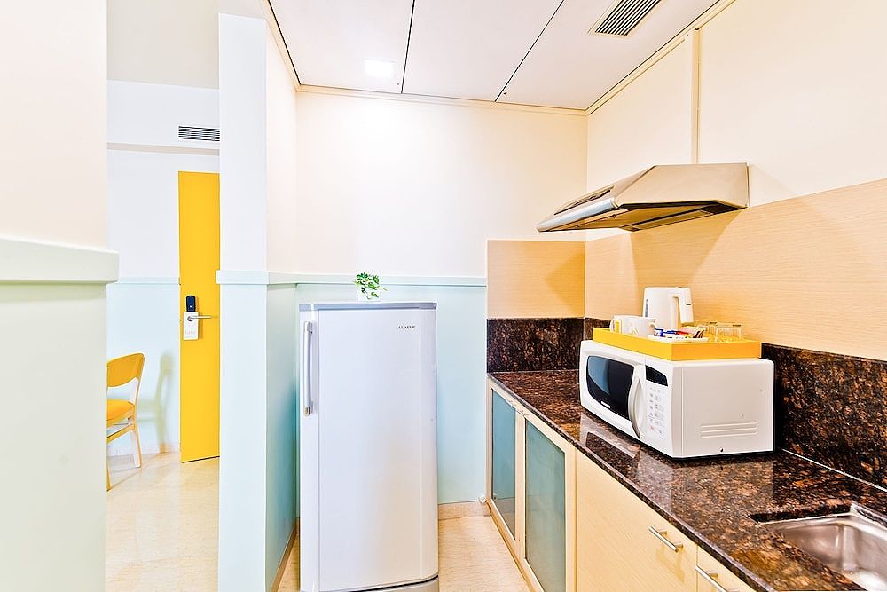 Bloom Hotel - Indiranagar Deluxe Suite King 15