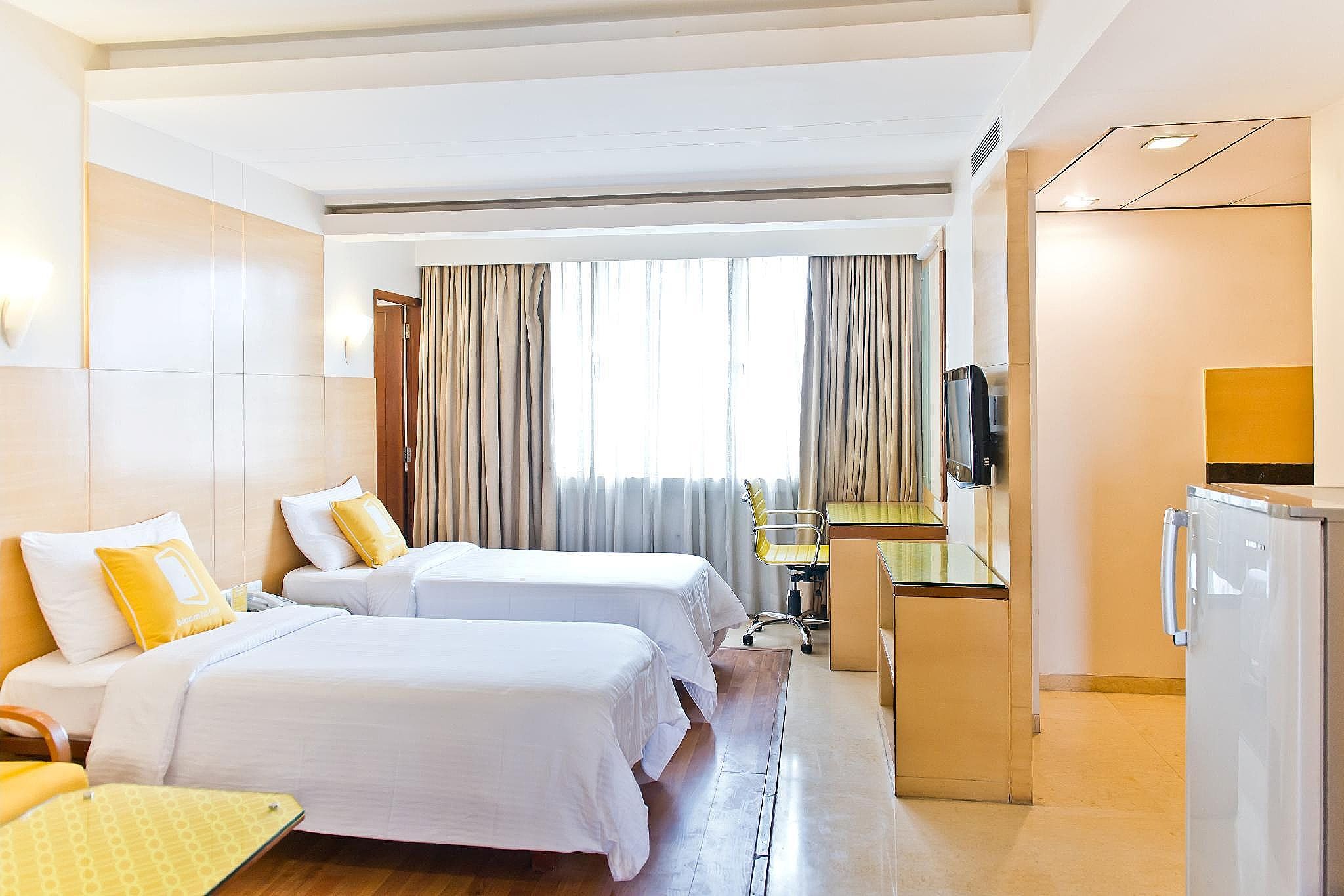 Bloom Hotel - Indiranagar Deluxe Suite Twin 5