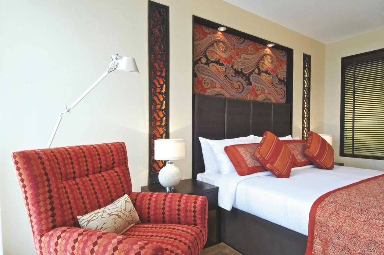 Taj Dal View, Srinagar Superior Room Twin Bed