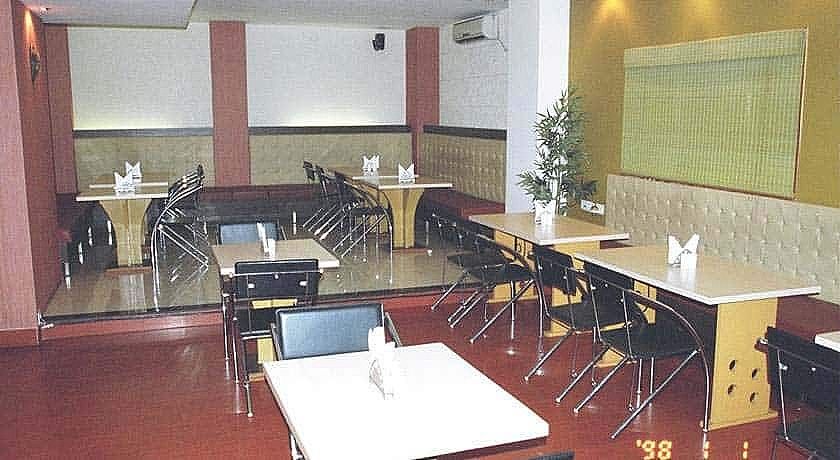 undefined Hotel Fame City 4