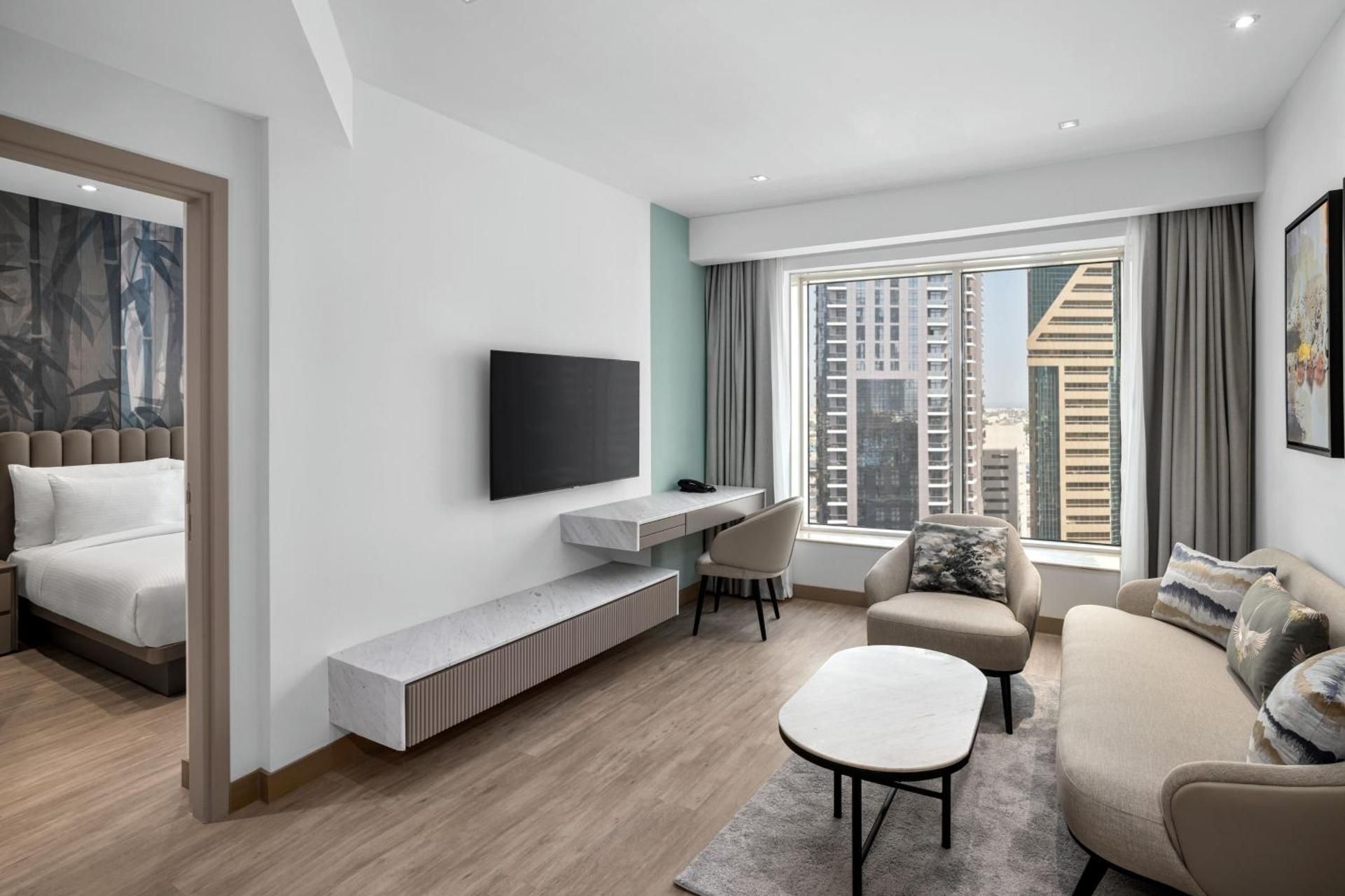 Premium, 1 Bedroom Suite, 1 Queen, City view