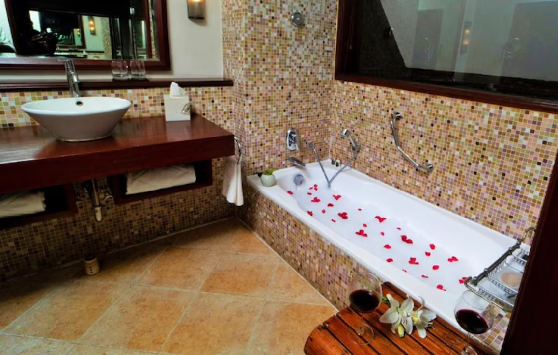 Taj Green Cove Resort & Spa, Kovalam Superior Cottage Garden View twin bed 3