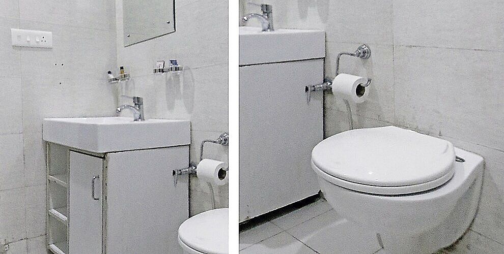 Hotel Pelican Deluxe Double Room with Work Desk 10