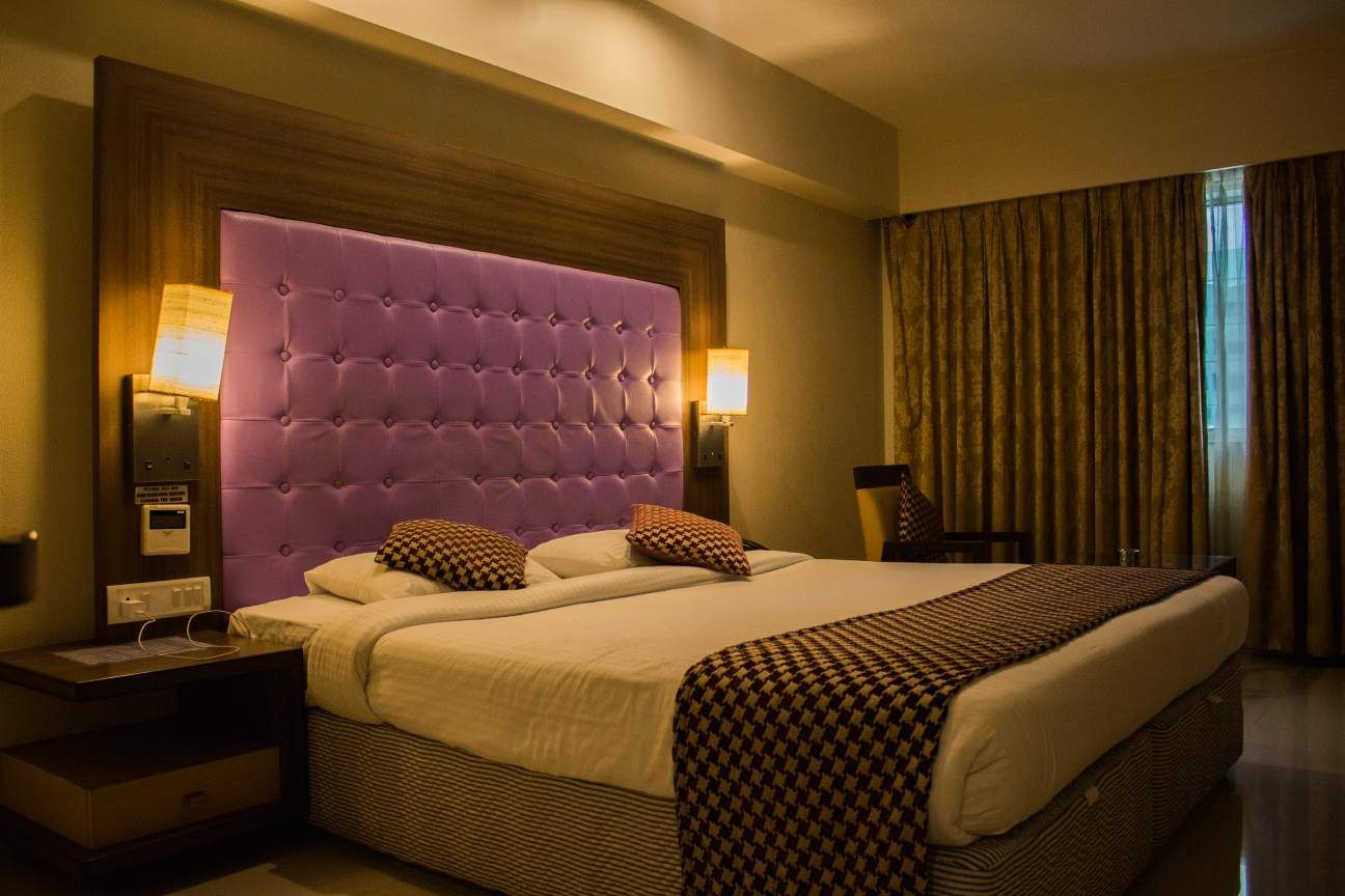 Hotel Corporate Executive 2