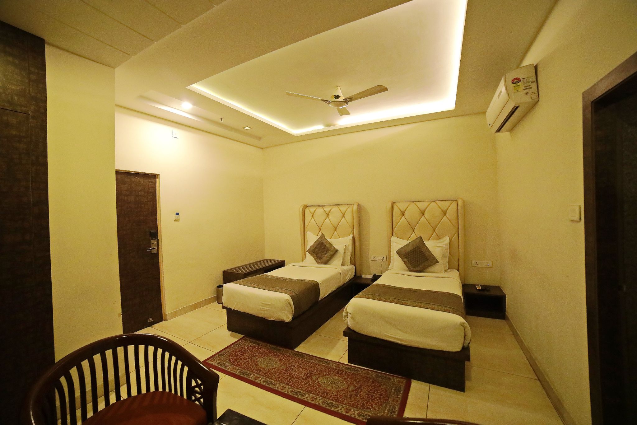 New Hotel Broadway Deluxe 3